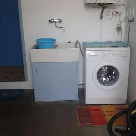 Maison Confortable A Avec Jardin Cloture بيت للعطل سا يْليرْ دو ري