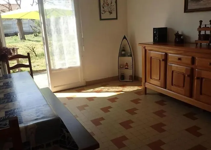 بيت للعطل Maison Confortable A Avec Jardin Cloture سا يْليرْ دو ري