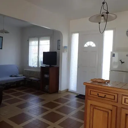 Maison Confortable A Avec Jardin Cloture Дом отдыха