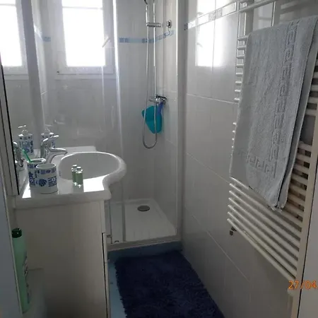 Дом отдыха Maison Confortable A Avec Jardin Cloture